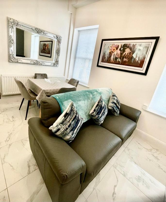 Ballycastle Town Centre Studio Apartment Ngoại thất bức ảnh